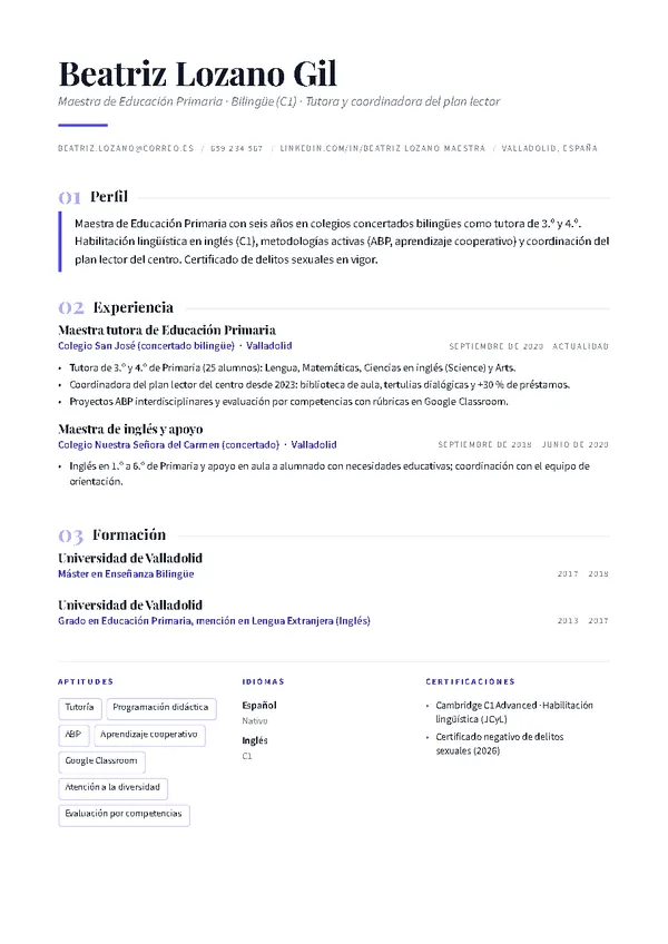 Ejemplo de currículum de docente con la plantilla Editorial